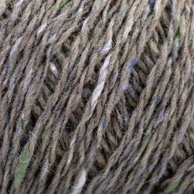 Laughing Hens Hearthstone Tweed DK - Pack of 5 x 50g balls										 - 07 Moorland Fawn