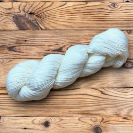 Ungefarbtes Garn Superwash Sock Hi-Twist