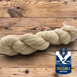 Ungefarbtes Garn Non-Superwash Farm Traceable British Wool DK
